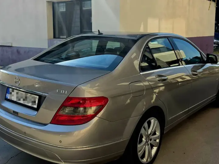 Mercedes-Benz C W204 220 CDI