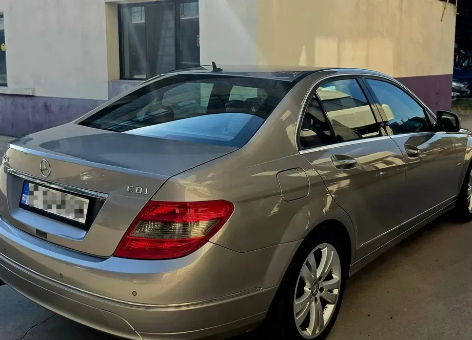 Mercedes-Benz C W204 220 CDI — imagine 6