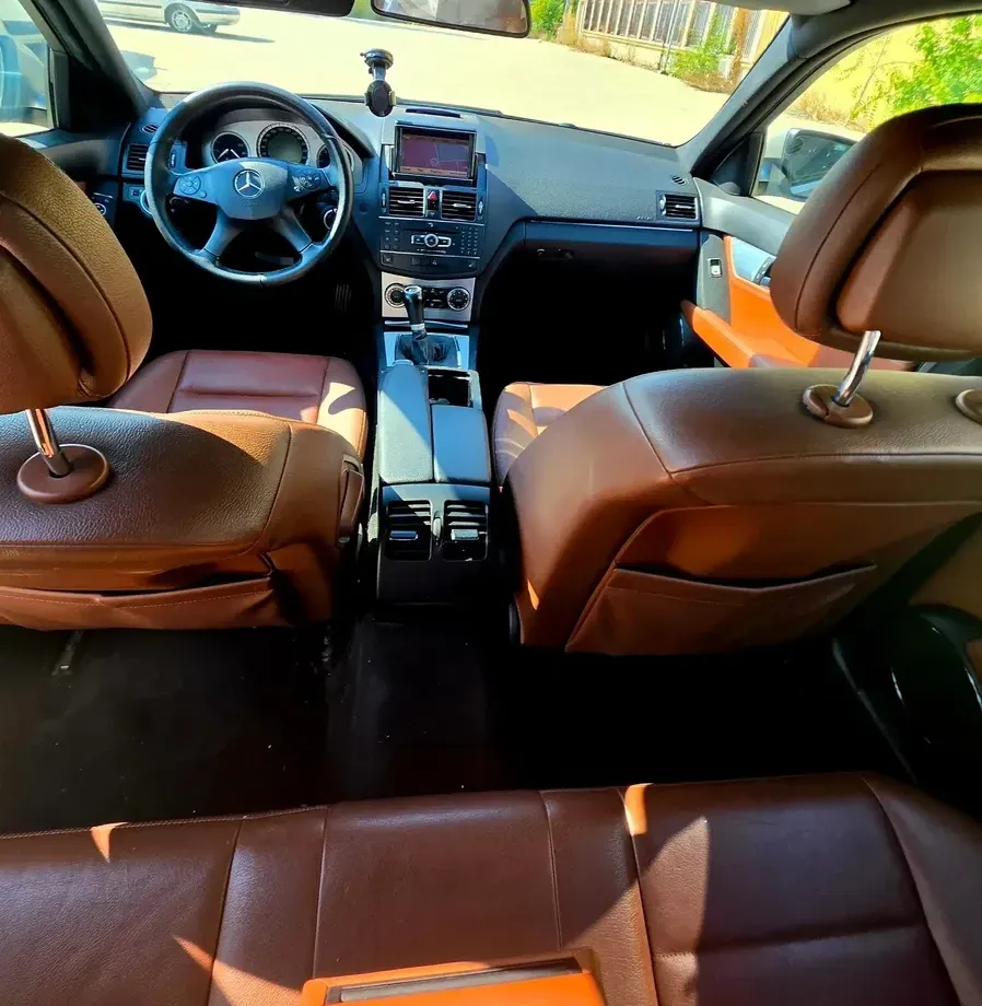 Mercedes-Benz C W204 220 CDI — imagine 9