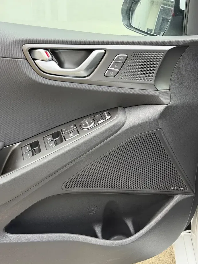 Hyundai IONIQ 1.6 GDI Premium — imagine 9