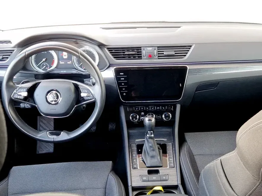 Škoda Superb III 2.0 TDI DSG Style — imagine 10