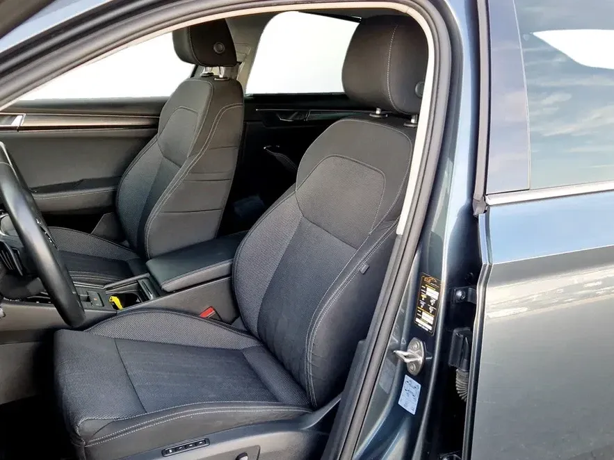 Škoda Superb III 2.0 TDI DSG Style — imagine 9