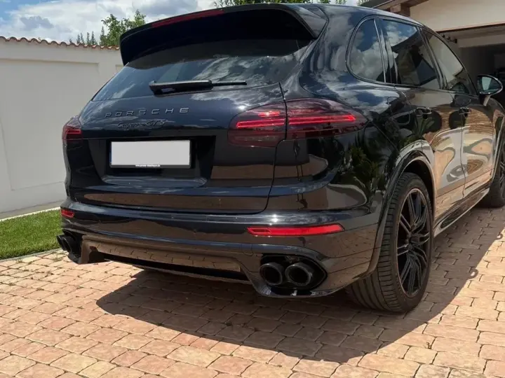 Porsche Cayenne 3.6 L GTS