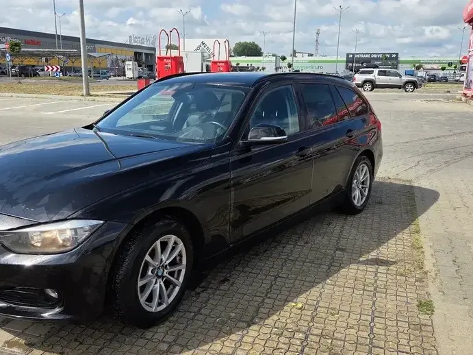 BMW Seria 3 F30/F31/F34 318d xDrive