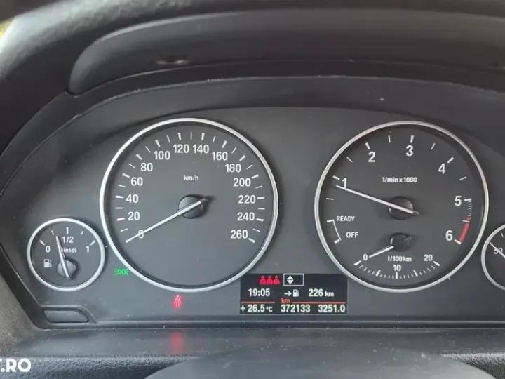 BMW Seria 3 F30/F31/F34 [2011 - 2019] 318d xDrive