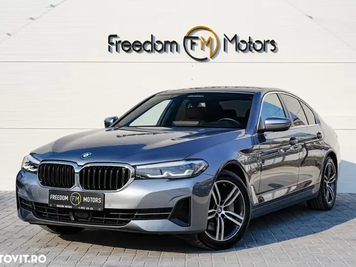 BMW Seria 5 G30/G31 [2017 - Prezent] 530e Aut. Luxury Line