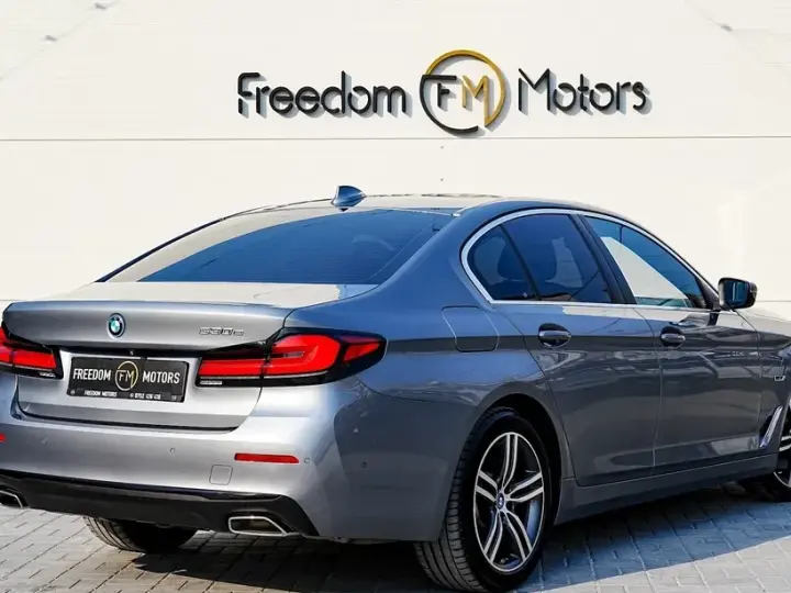 BMW Seria 5 G30/G31 [2017 - Prezent] 530e Aut. Luxury Line