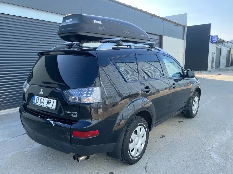 Mitsubishi Outlander — imagine 5