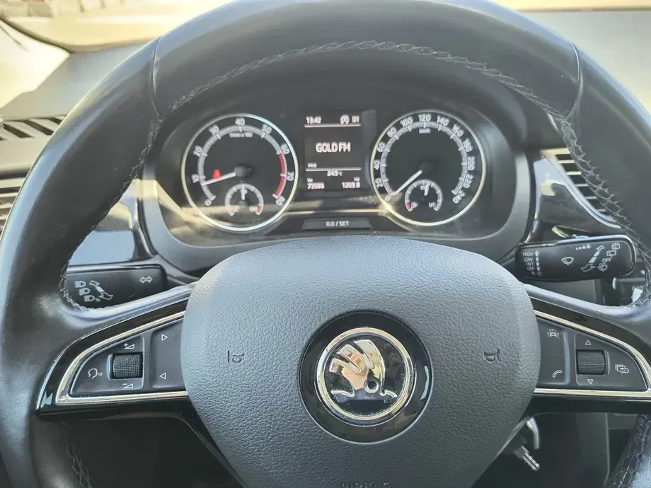 Škoda Rapid 1.4 TSI DSG Style — imagine 8