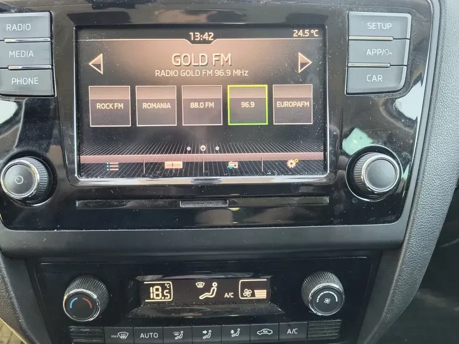 Škoda Rapid 1.4 TSI DSG Style — imagine 9