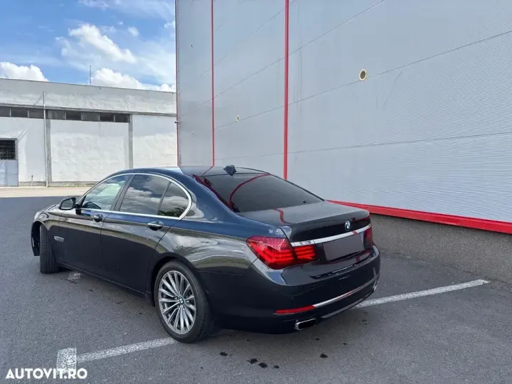BMW Seria 7 F01/F02 [2008 - 2015] 750d xDrive