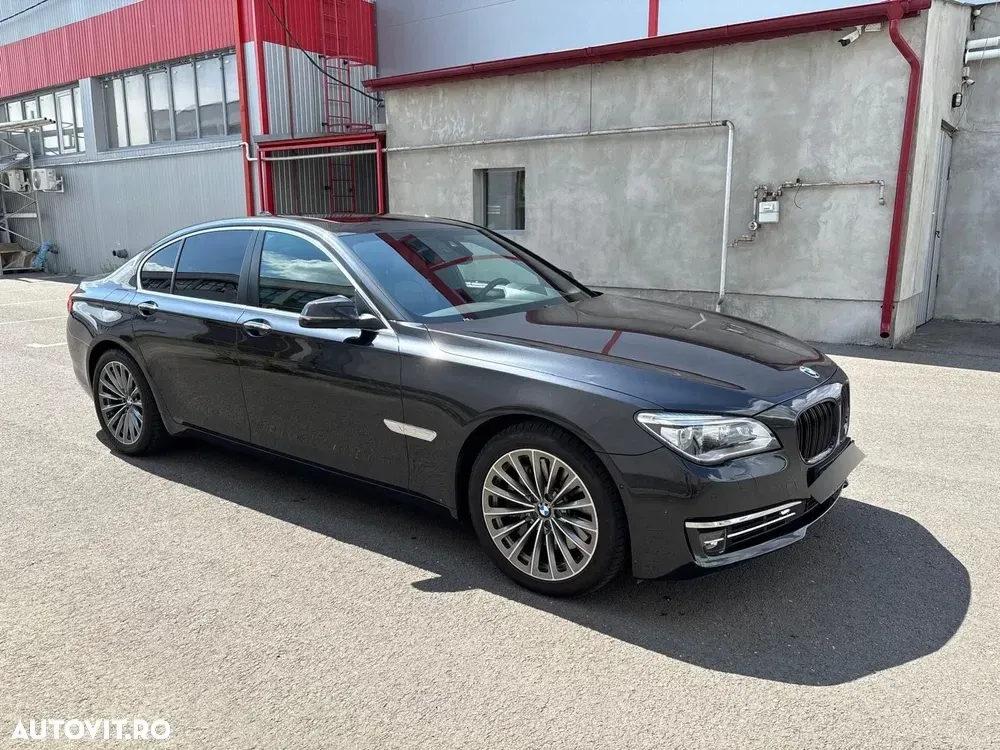 BMW Seria 7 F01/F02 [2008 - 2015] 750d xDrive — imagine 3