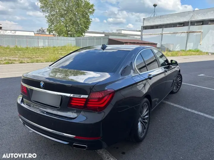BMW Seria 7 F01/F02 [2008 - 2015] 750d xDrive