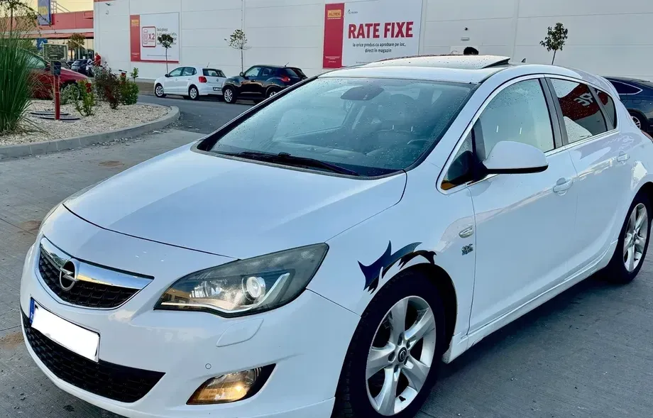 Opel Astra J — imagine 2