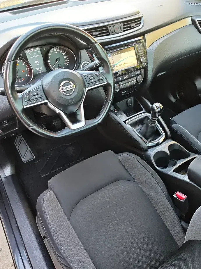Nissan Qashqai — imagine 9