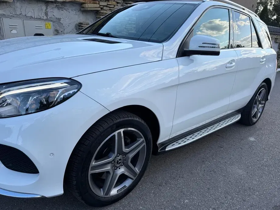 Mercedes-Benz GLE 350 d 4MATIC — imagine 6