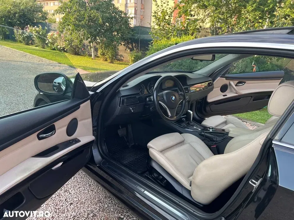 BMW Seria 3 E90/E91/E92/E93 [2005 - 2013] 320d — imagine 5