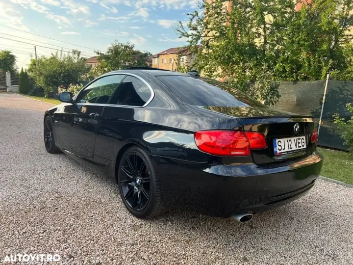 BMW Seria 3 E90/E91/E92/E93 [2005 - 2013] 320d
