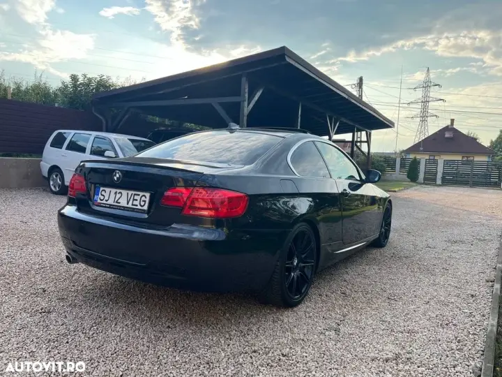 BMW Seria 3 E90/E91/E92/E93 [2005 - 2013] 320d