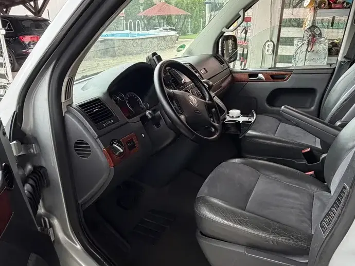 Volkswagen Multivan T5
