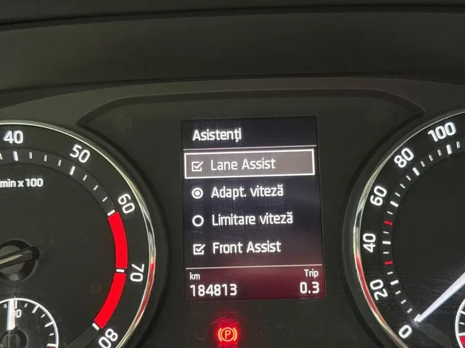 Škoda Octavia IV 1.5 TSI Ambition — imagine 9