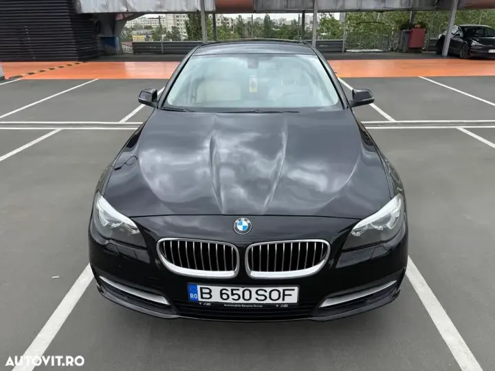 BMW Seria 5 F10/F11/F07 [2010 - 2017] 520d xDrive AT