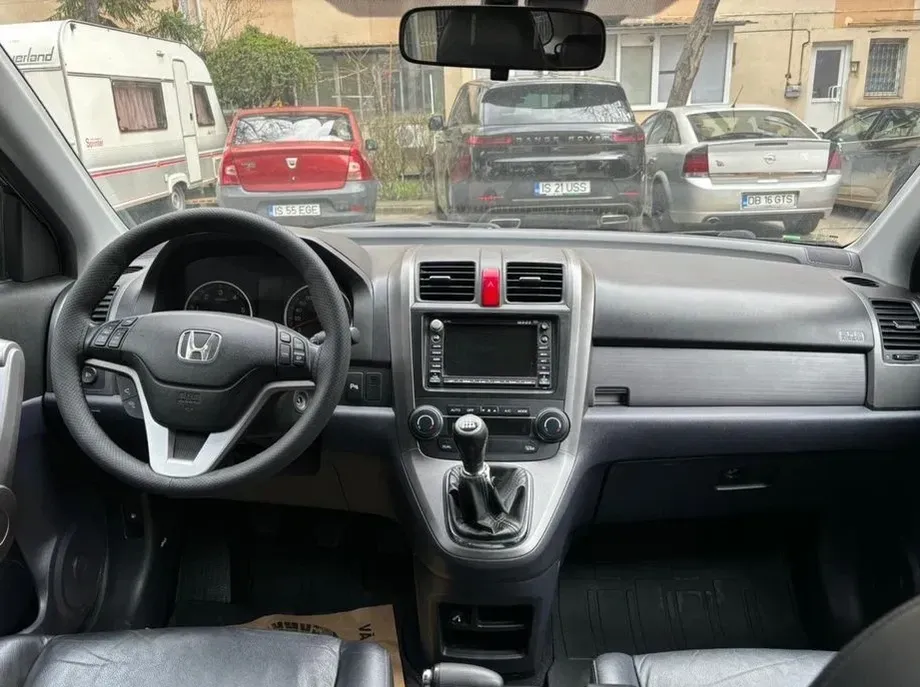 Honda CR-V — imagine 4