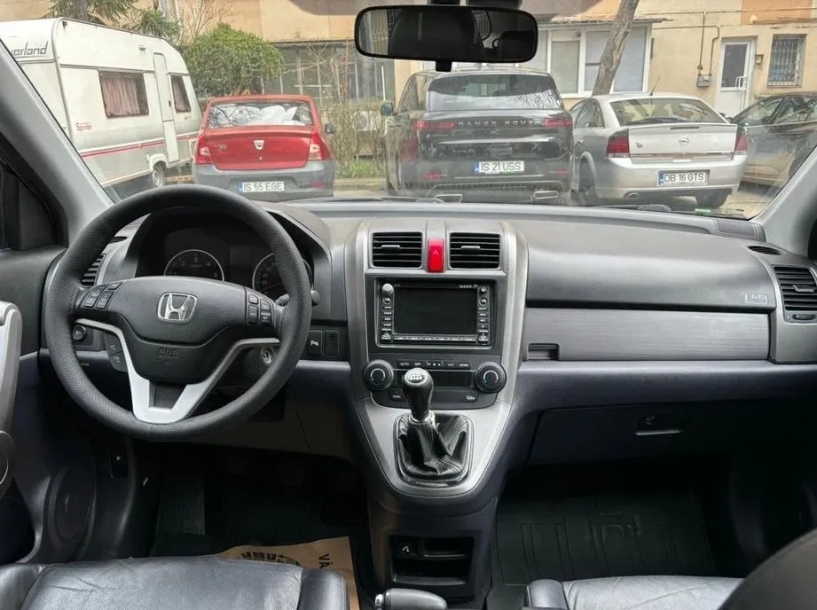 Honda CR-V — imagine 10