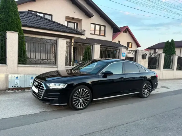 Audi A8 D5