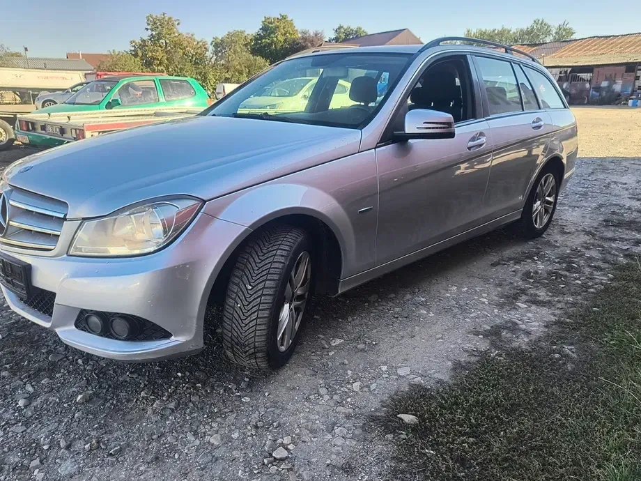 Mercedes-Benz C W204 200 CDI DPF BlueEFFICIENCY — imagine 4