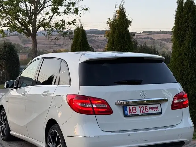 Mercedes-Benz B 200 W246