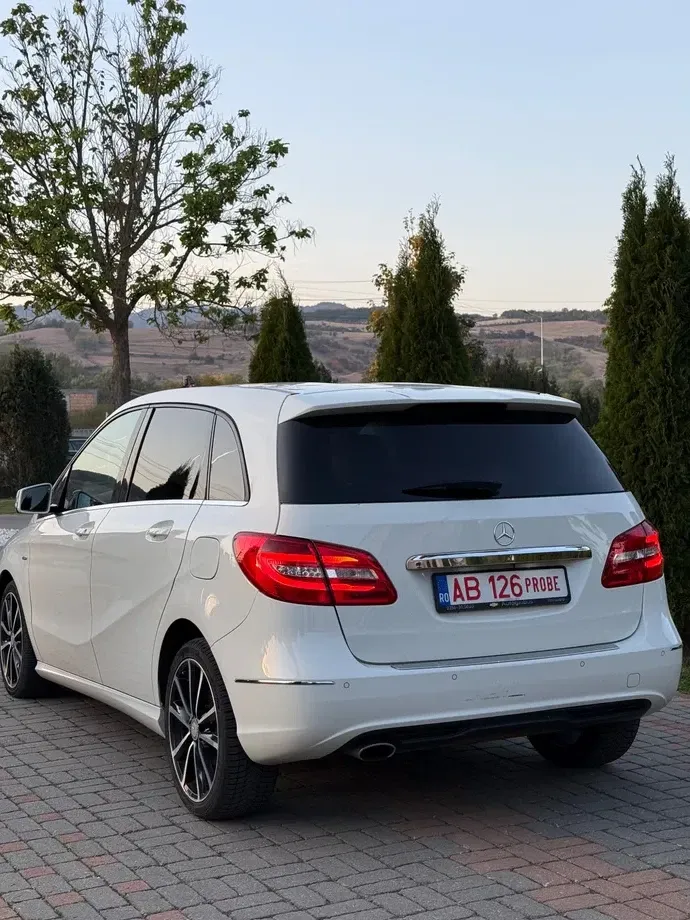 Mercedes-Benz B 200 W246 — imagine 5