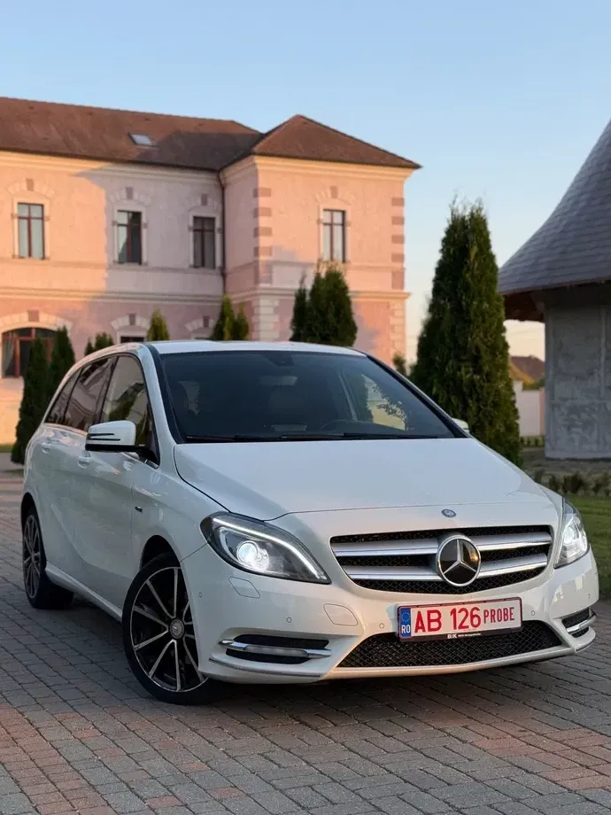 Mercedes-Benz B 200 W246 — imagine 3