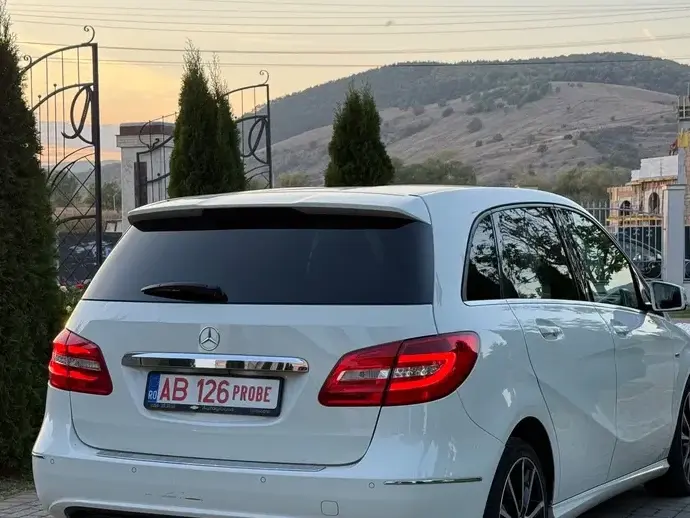 Mercedes-Benz B 200 W246