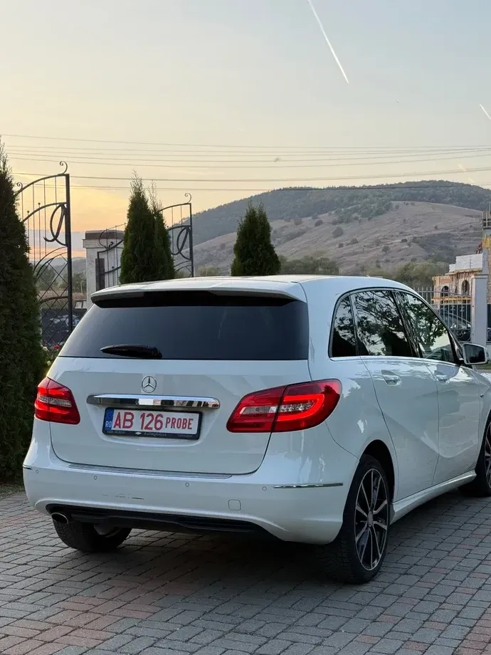 Mercedes-Benz B 200 W246 — imagine 4