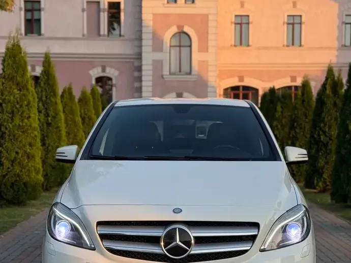 Mercedes-Benz B 200 W246
