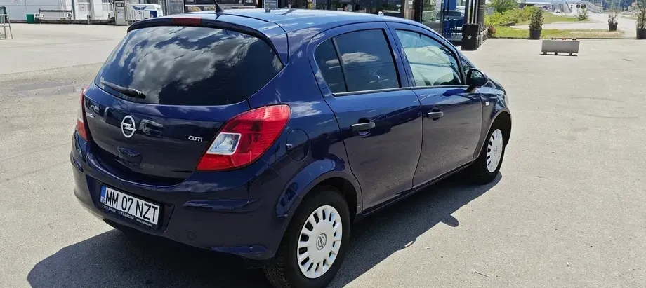 Opel Corsa D — imagine 4