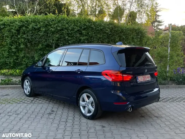 BMW Seria 2 218d Sport-Aut. Sport Line