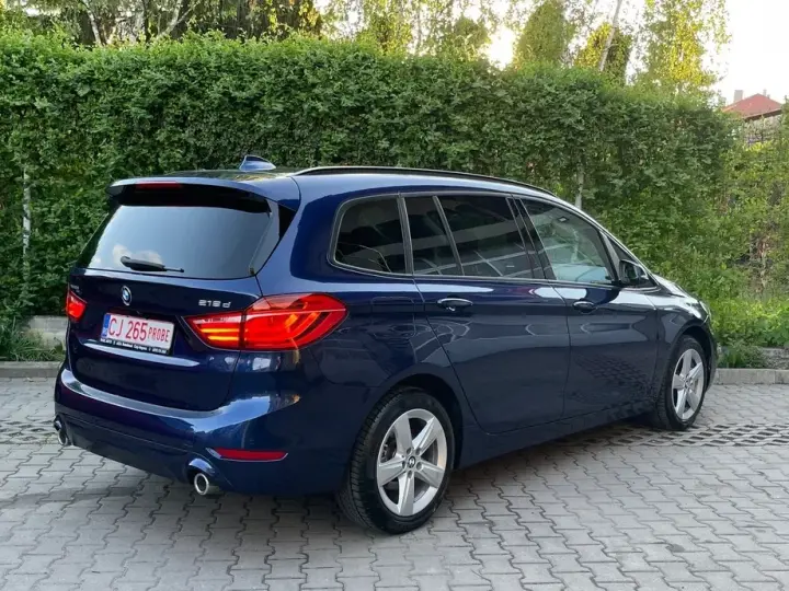 BMW Seria 2 218d Sport-Aut. Sport Line