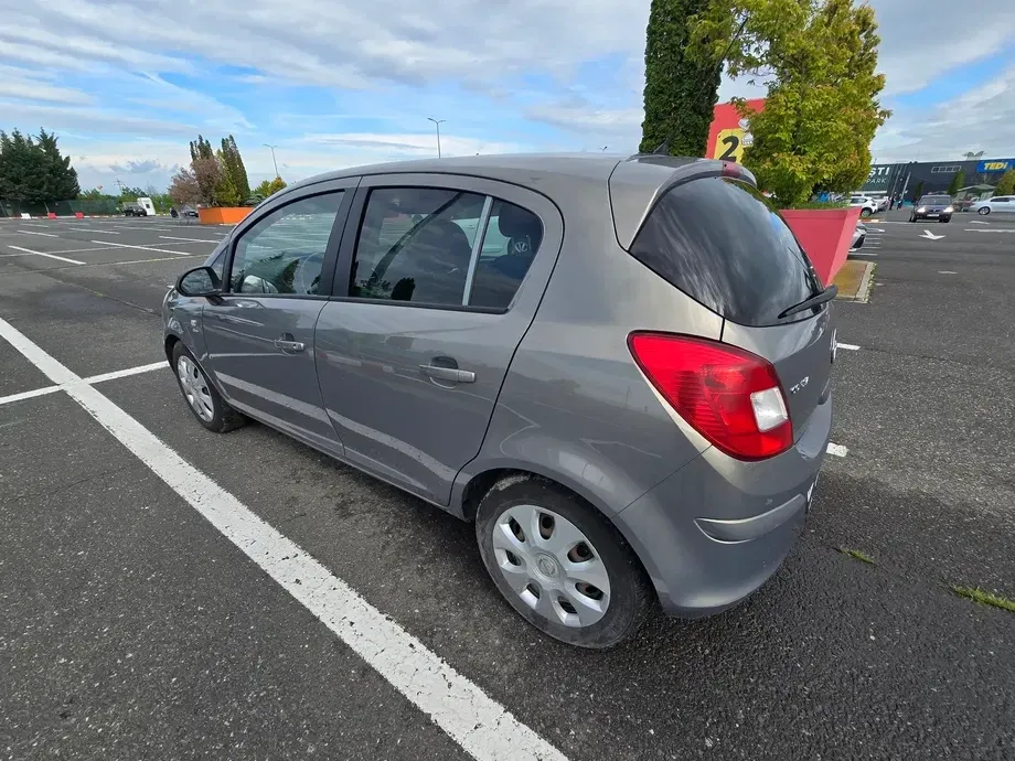 Opel Corsa D — imagine 3