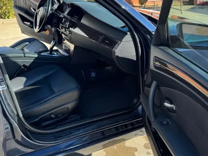 BMW Seria 5 E60/E61 [2003 - 2010]