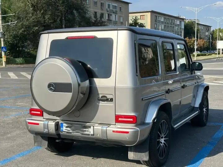 Mercedes-Benz G W483