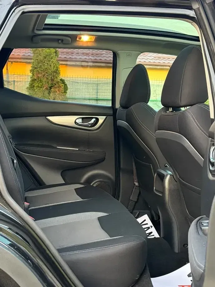 Nissan Qashqai II 1.5 DCI Start/Stop N-Connecta — imagine 9