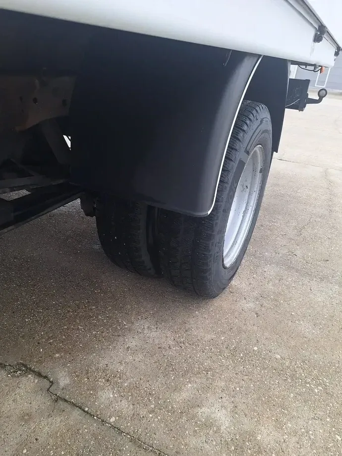 Ford Transit — imagine 9