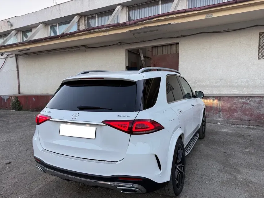 Mercedes-Benz GLE 450 MHEV 4MATIC — imagine 4