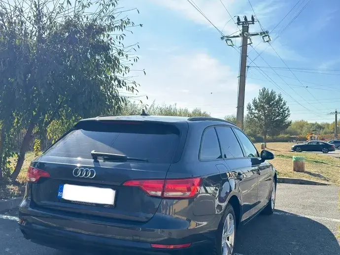 Audi A4 Avant B9