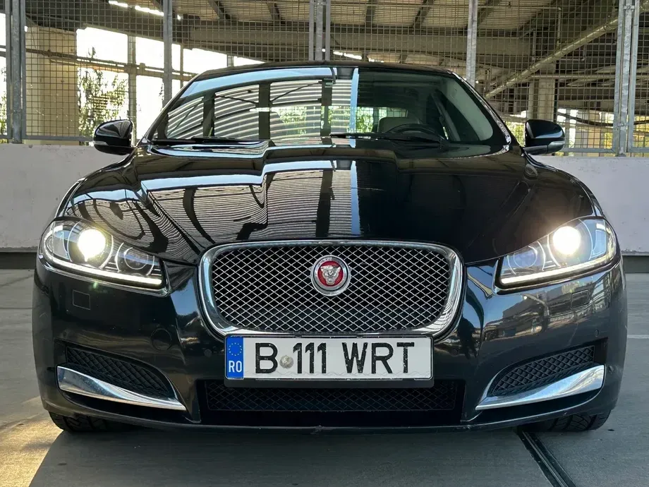 Jaguar XF 2.2D Premium Luxury — imagine 2