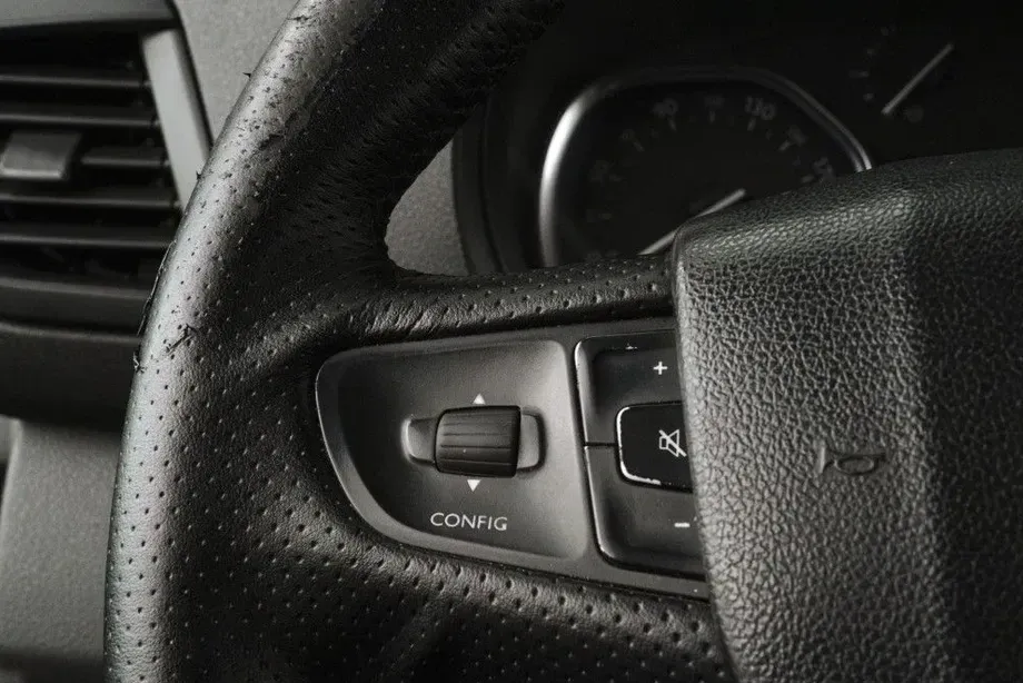 Peugeot Expert — imagine 9