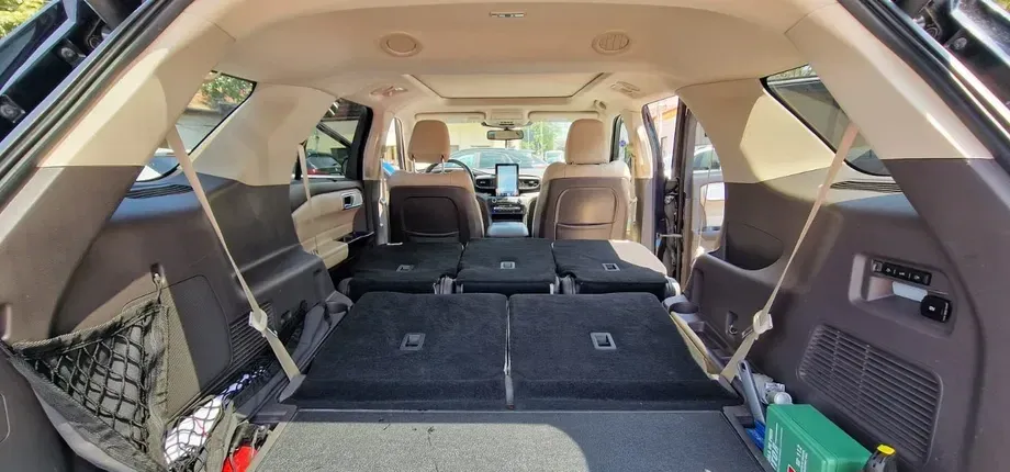 Ford Explorer — imagine 7