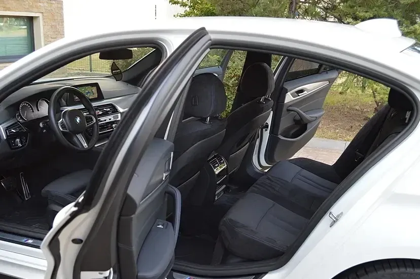 BMW Seria 5 G30/G31 520d Aut. M Sport Edition — imagine 4